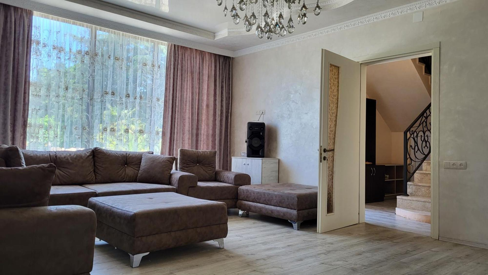 Guesthouse Gocha Beridze Batoemi Buitenkant foto